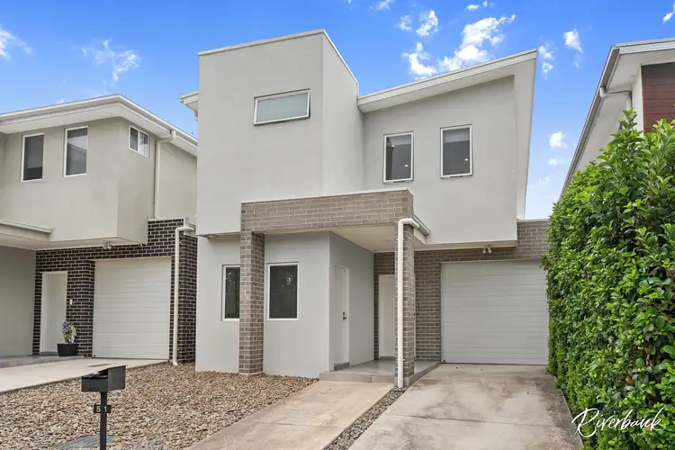 51 Deerubbin Drive