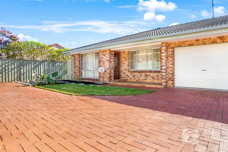 2/60 Mayers Drive