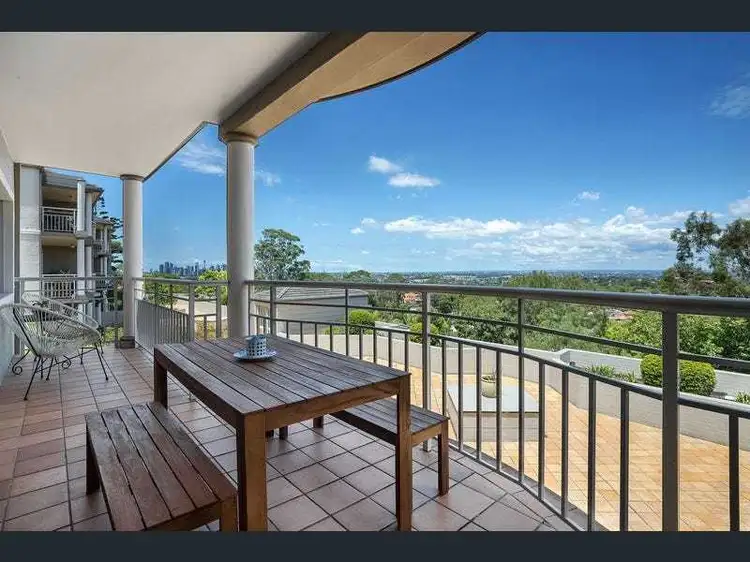 33/316 Pacific Highway