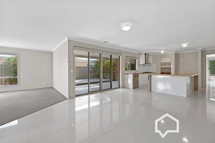 Second view of Homely house listing, 3 Randall Way, Ascot VIC 3551