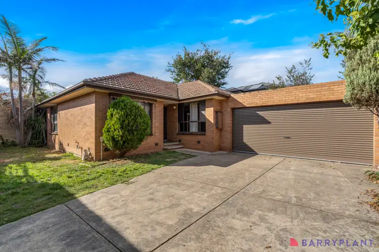 75B Broadhurst Avenue