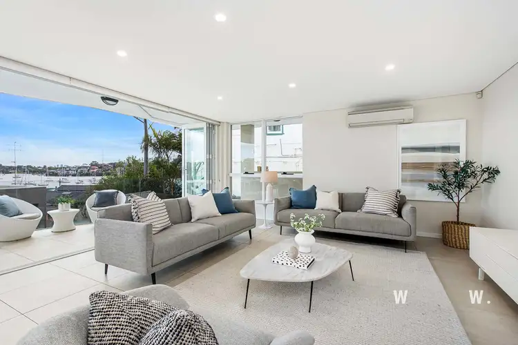 1/317a Victoria Place