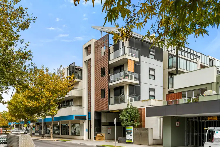 108/113 Pier Street