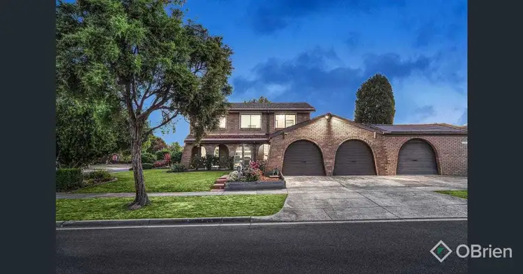 Second view of Homely house listing, 5 Windermere Crescent, Mulgrave VIC 3170