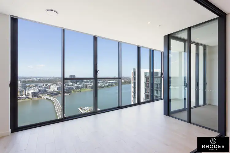 2607/11 Wentworth Place
