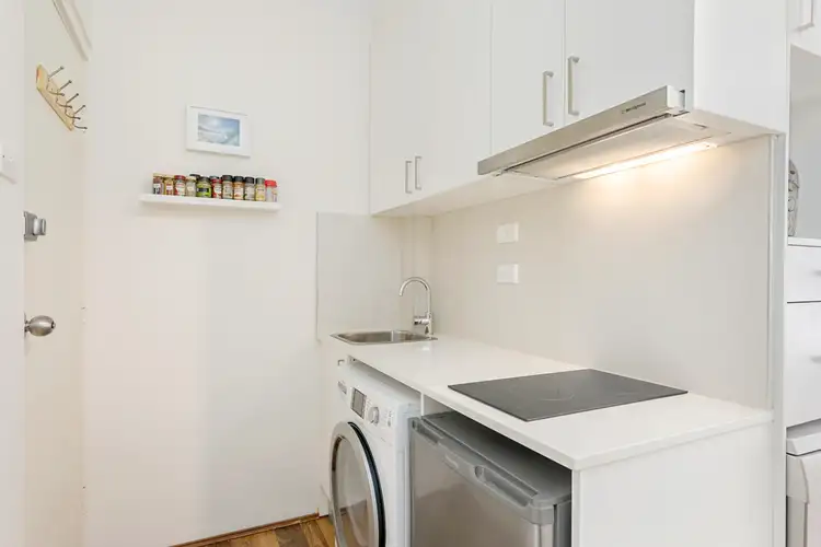 5/6 Underwood Street