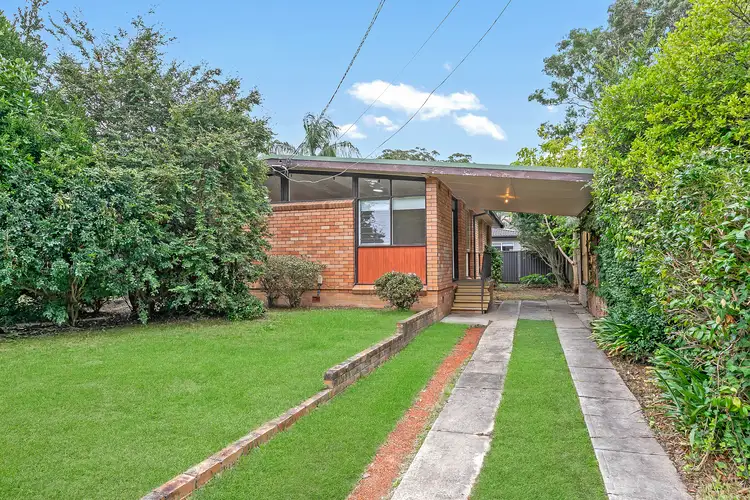16 Greenvale Grove