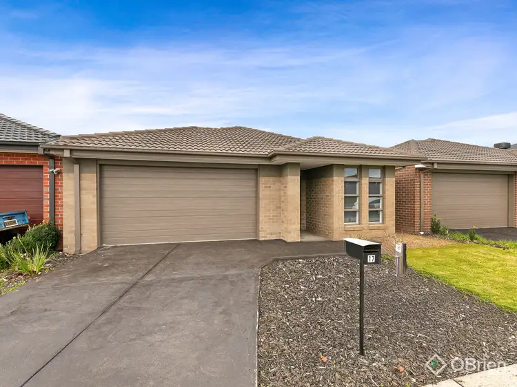 17 Earhart Street