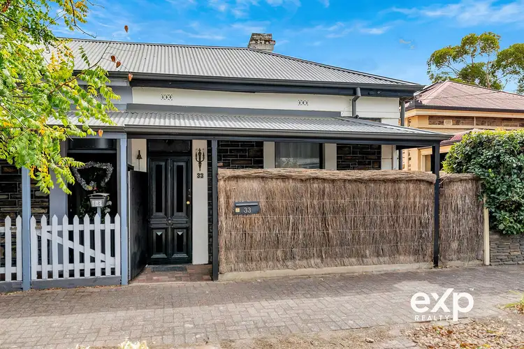 33 Maesbury Street