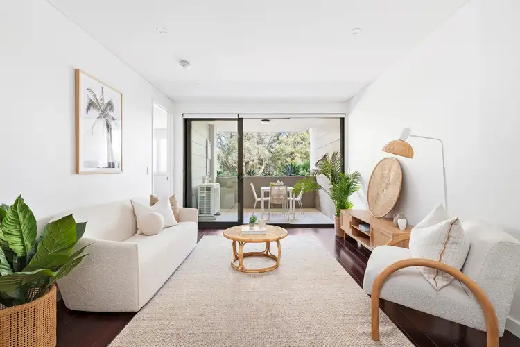 18/3 Corrie Road