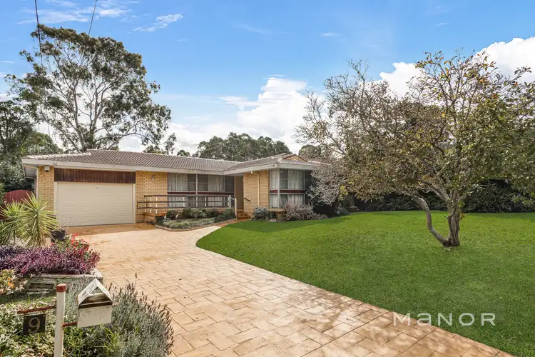 9 Lowanna Avenue