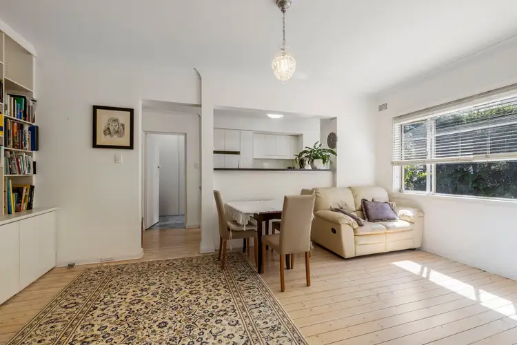 1/60 Raglan Street