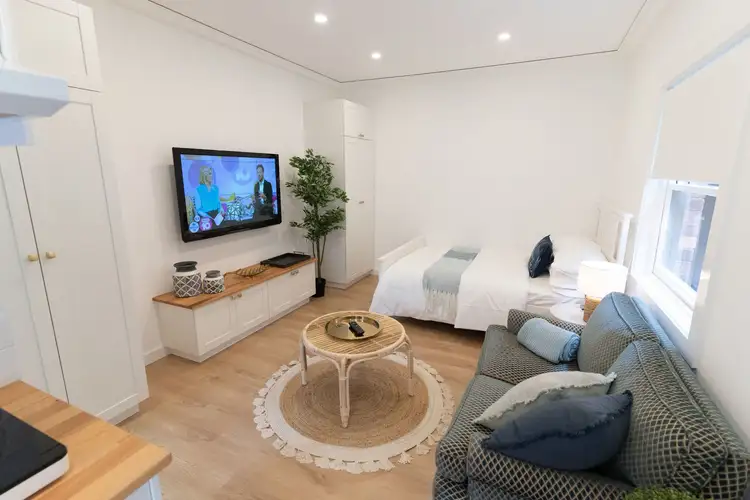 2/144 Malabar Road