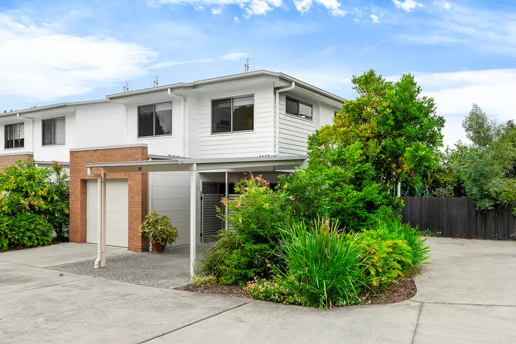 10/92 Tanah Street West