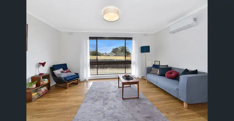 3/10 Sharpe Street