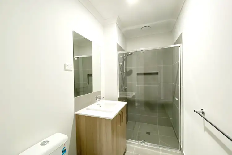 Fifth view of Homely house listing, 39 Staghorn Way, Drouin VIC 3818
