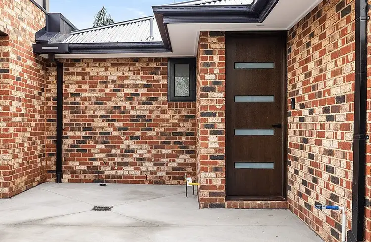 Main view of Homely unit listing, 4/48 Douglas Avenue, St Albans VIC 3021