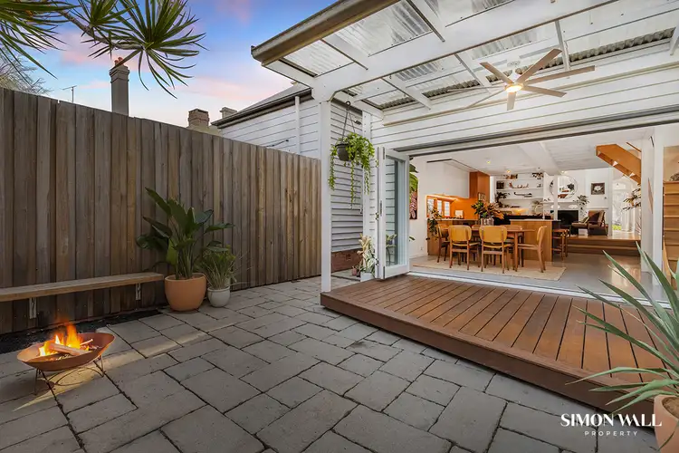 3 Bruce Street