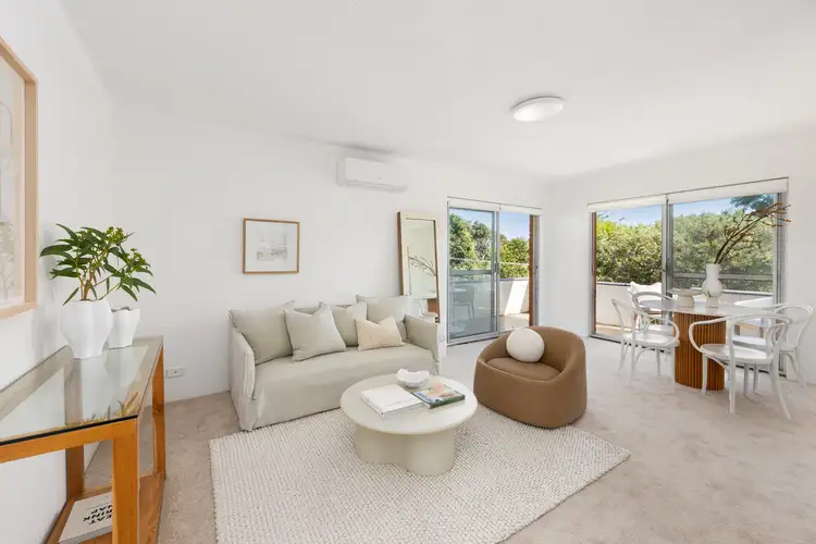 10/52 Martin Street