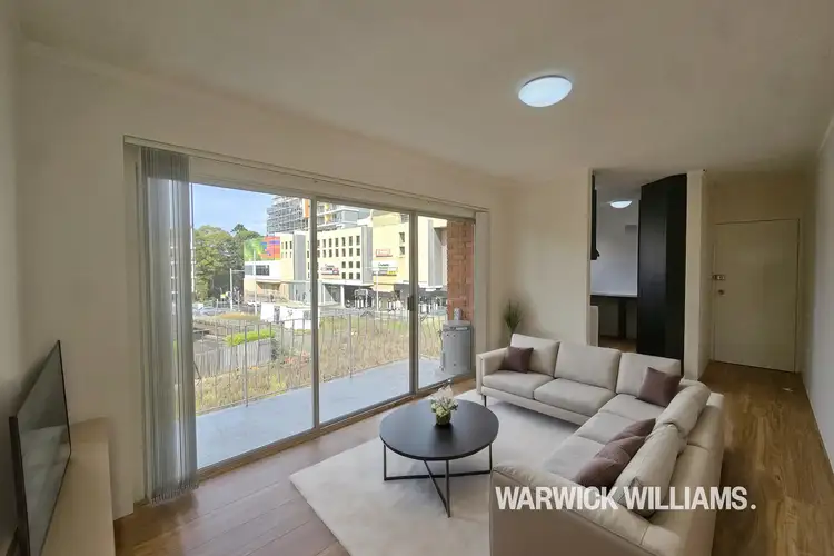 8/8 Pope Street