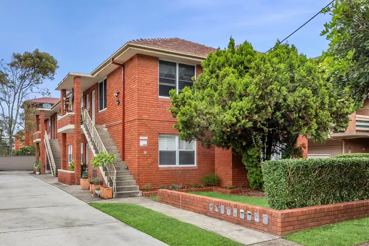 Main view of Homely unit listing, 3/24 Tullimbar Road, Cronulla NSW 2230