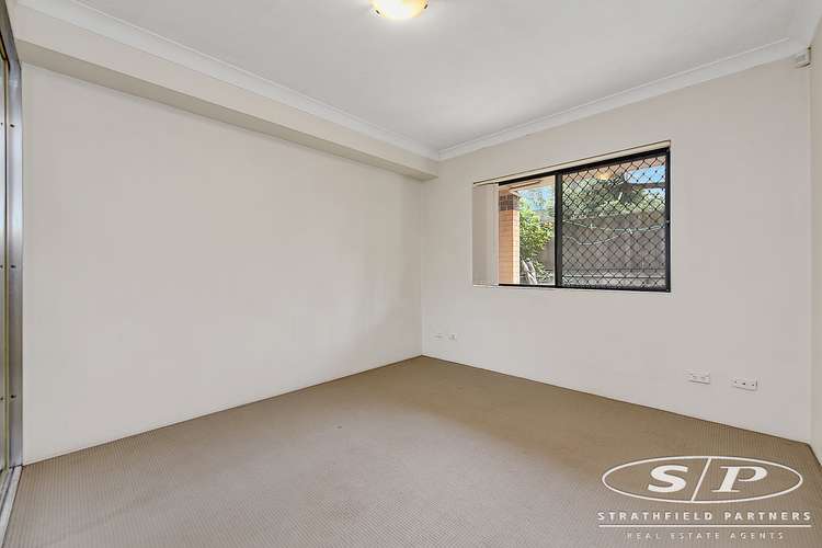 Second view of Homely unit listing, 5/33 Eastbourne Road, Homebush West NSW 2140