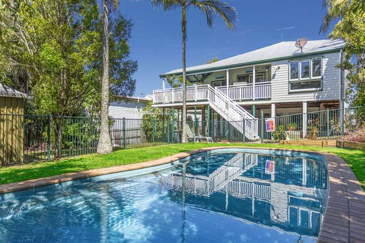 163 Cambridge Parade, Manly QLD 4179