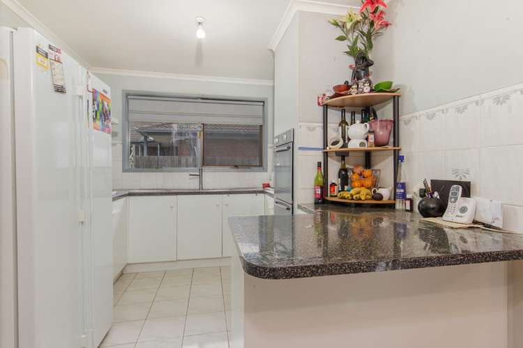 Fourth view of Homely house listing, 7 Penola Close, St Albans VIC 3021