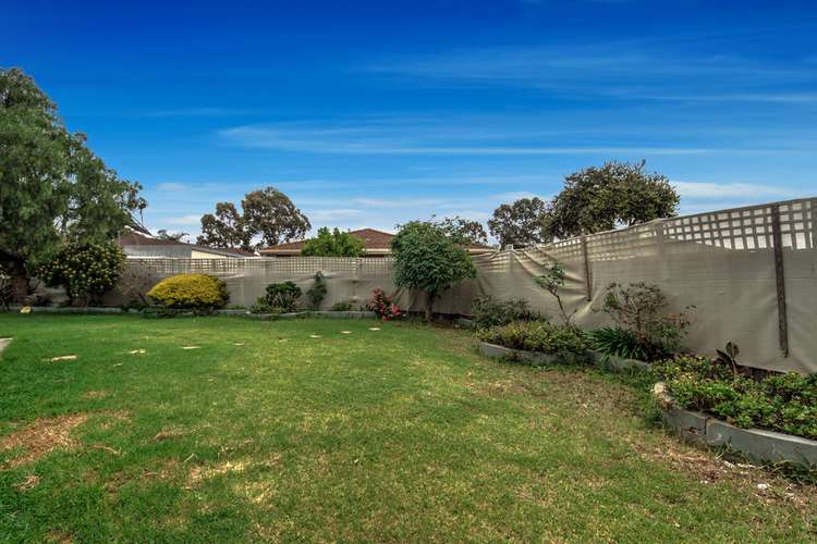 Fifth view of Homely house listing, 7 Penola Close, St Albans VIC 3021