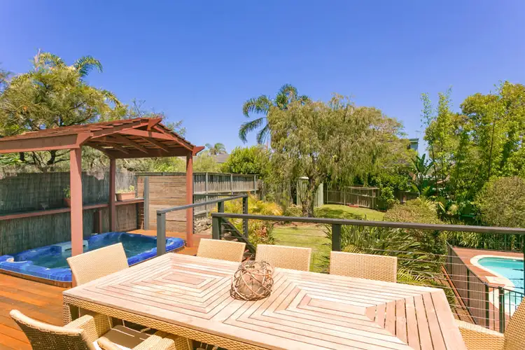 211A Headland Road, North Curl Curl NSW 2099