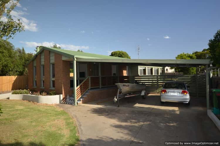Second view of Homely house listing, 3 Kelsey Court, Bairnsdale VIC 3875