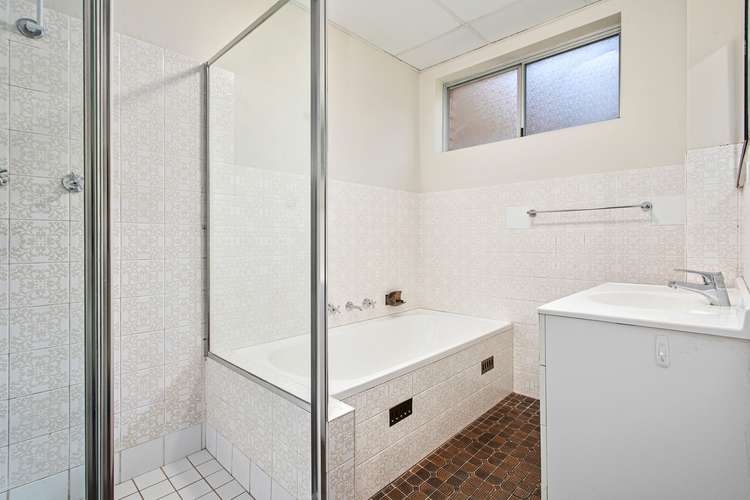 Third view of Homely unit listing, 5/68 Kings Way, Cronulla NSW 2230