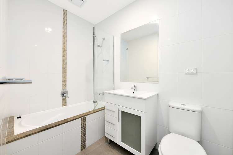 Third view of Homely apartment listing, 5/654-670 King Street, Erskineville NSW 2043
