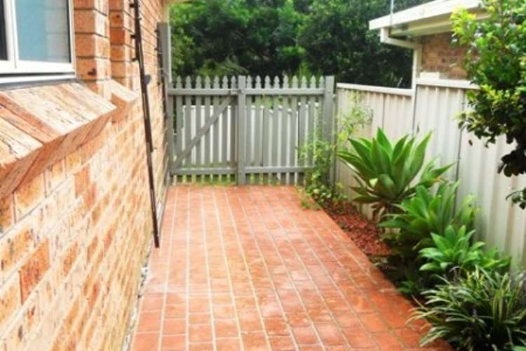 Fourth view of Homely semiDetached listing, 1/6 Cathy Crescent, Narara NSW 2250