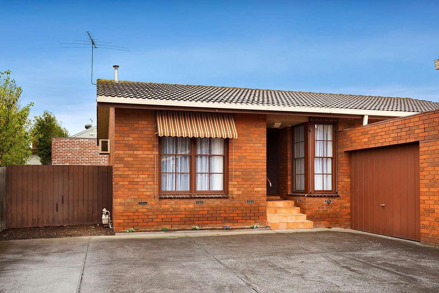 Main view of Homely villa listing, 2/57 Lincoln Road, Essendon VIC 3040