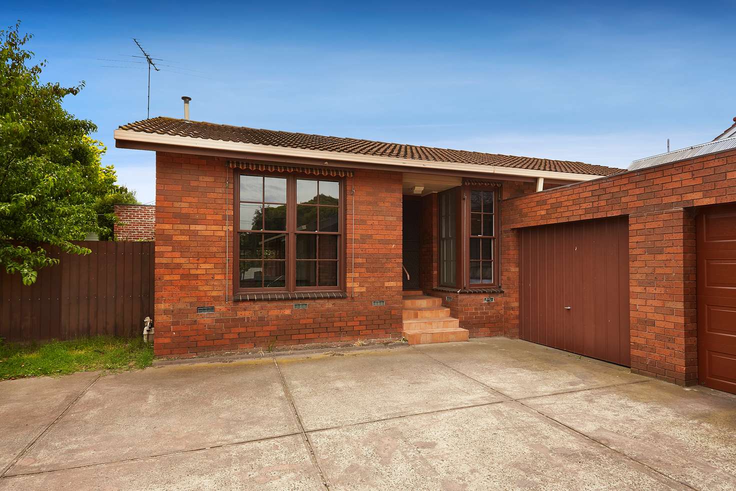 Main view of Homely villa listing, 2/57 Lincoln Road, Essendon VIC 3040