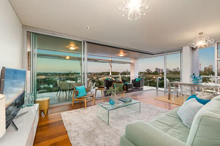 107/4 Alexandra Drive