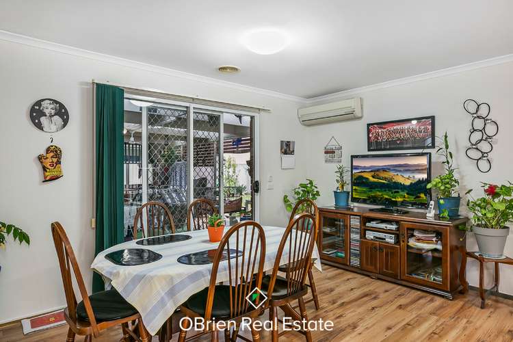 Fourth view of Homely house listing, 2 MacAlister Place, Pakenham VIC 3810