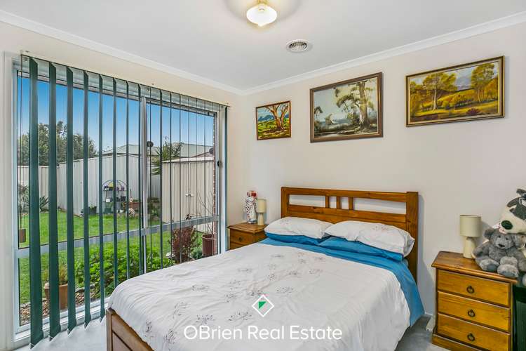 Sixth view of Homely house listing, 2 MacAlister Place, Pakenham VIC 3810