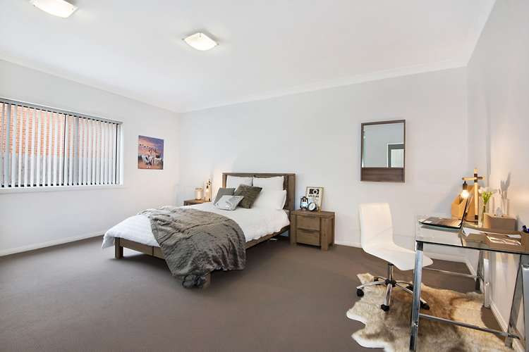 Main view of Homely unit listing, 15/13-15 Howard Avenue, Northmead NSW 2152