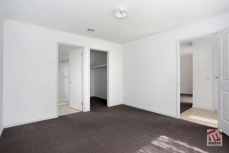 Fourth view of Homely house listing, 5 Breamlea Way, Cranbourne West VIC 3977