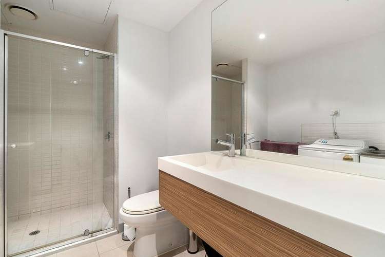 Sixth view of Homely apartment listing, 412/565 Flinders Street, Melbourne VIC 3000