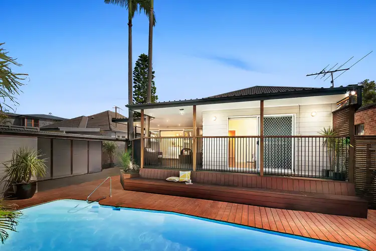 11 Jamieson Avenue, North Curl Curl NSW 2099