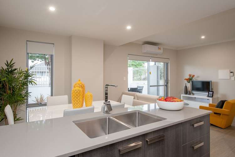 Fourth view of Homely apartment listing, 2/22 Fulham Street, Kewdale WA 6105