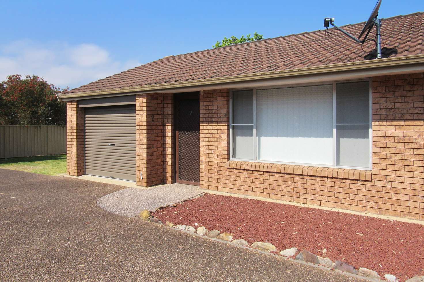 Main view of Homely villa listing, 2/81 Manuka Parade, Gorokan NSW 2263