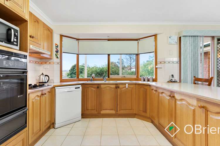 Fifth view of Homely house listing, 1 Newsom Court, Berwick VIC 3806