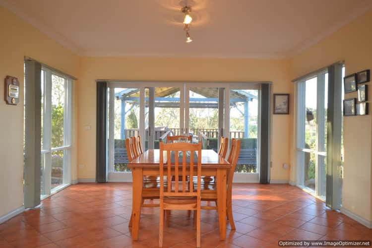 Fifth view of Homely house listing, 14 The Boulevarde, Bairnsdale VIC 3875