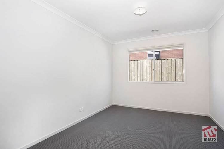 Fourth view of Homely house listing, 19 Ferlie Place, Doreen VIC 3754