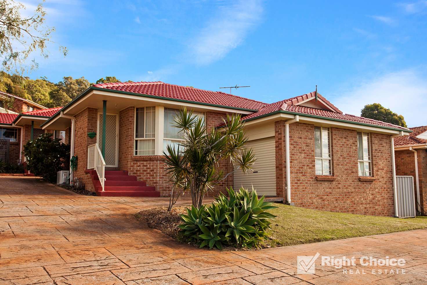 Main view of Homely villa listing, 1/120 Hillside Drive, Albion Park NSW 2527