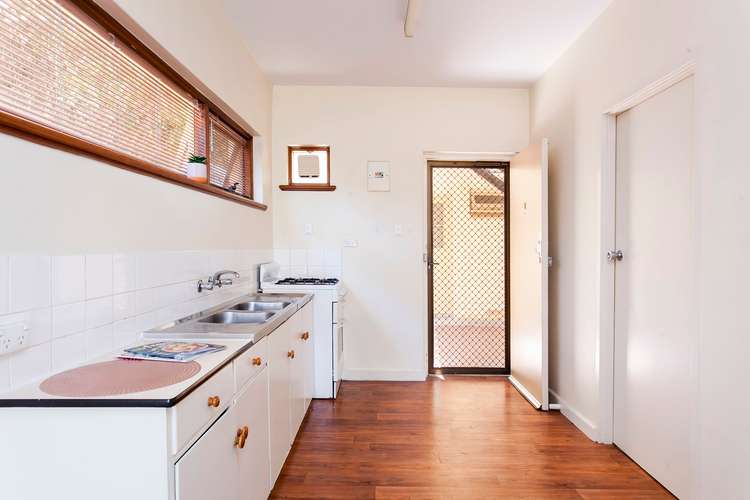 Main view of Homely unit listing, 2/33 Gover Street, North Adelaide SA 5006